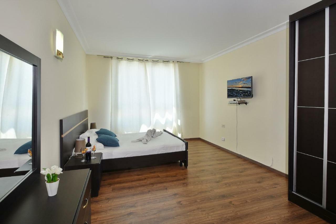 Laguna Beach Apartments Хайфа Экстерьер фото