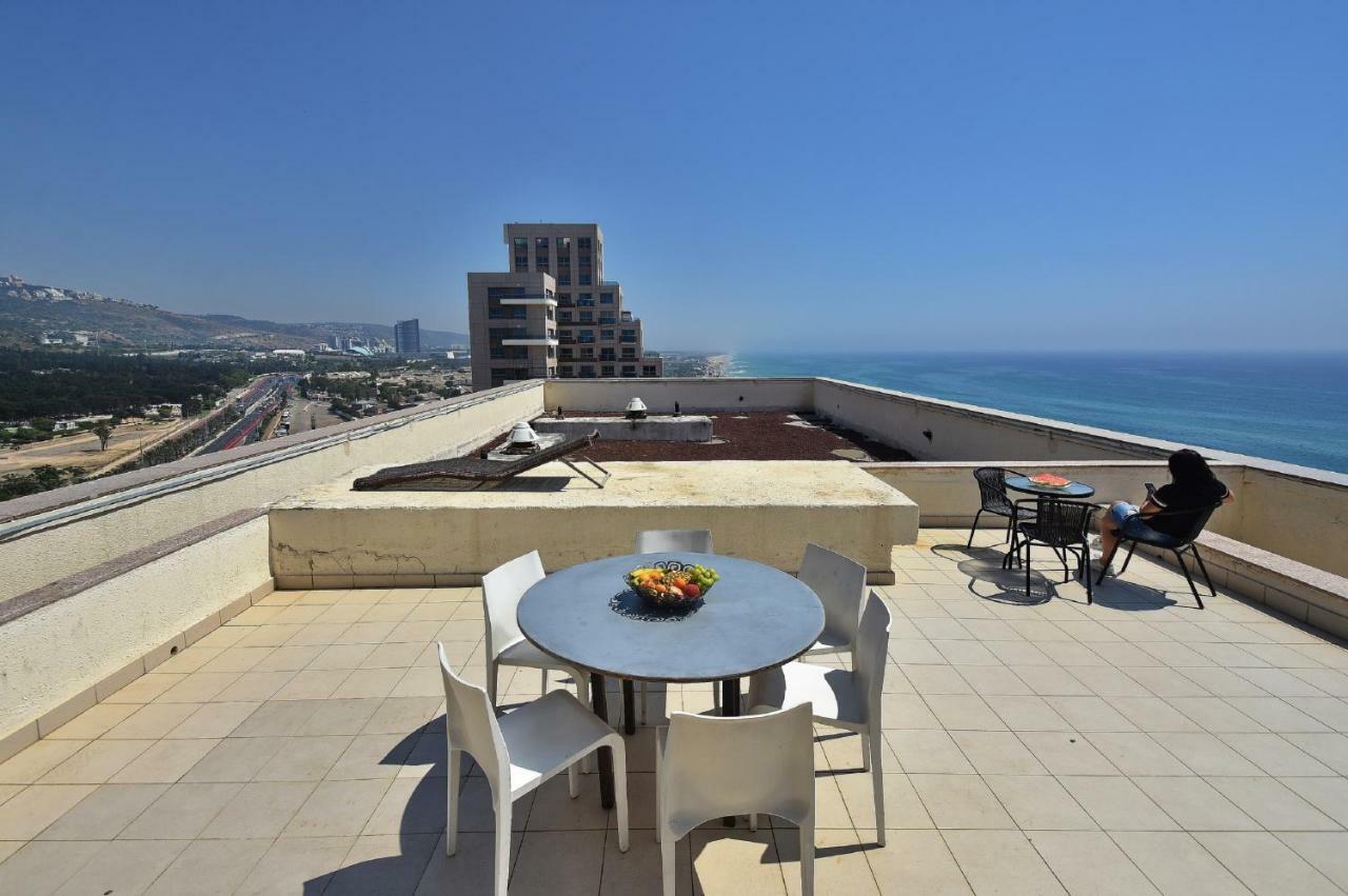 Laguna Beach Apartments Хайфа Экстерьер фото